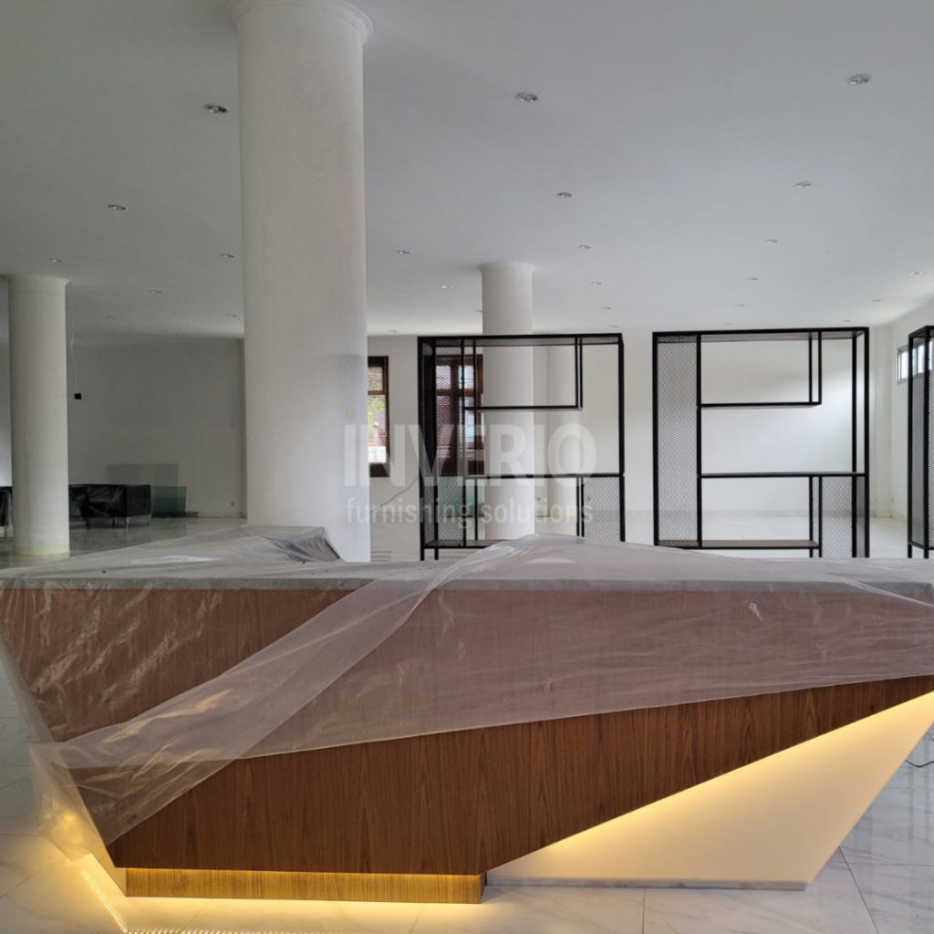 Port Meja Resepsionis