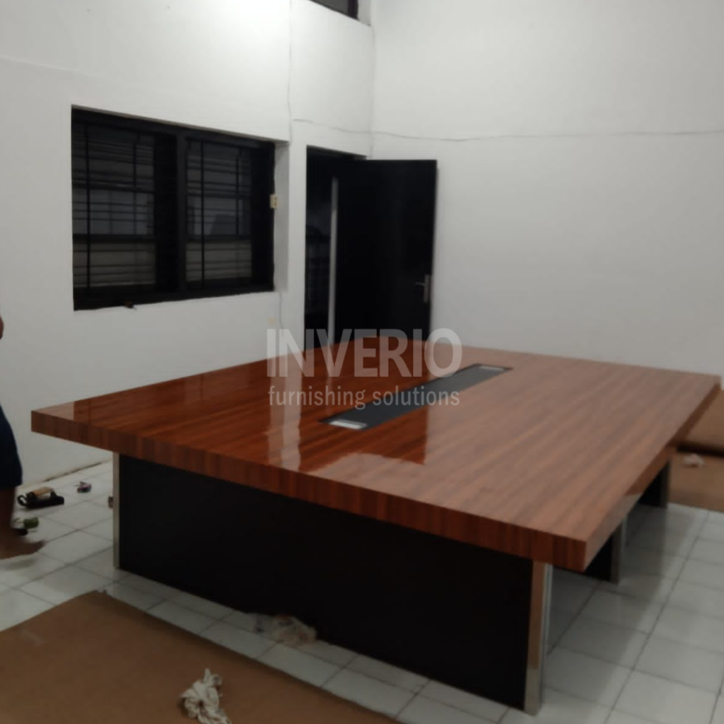 Port Meja Meeting custom Inverio